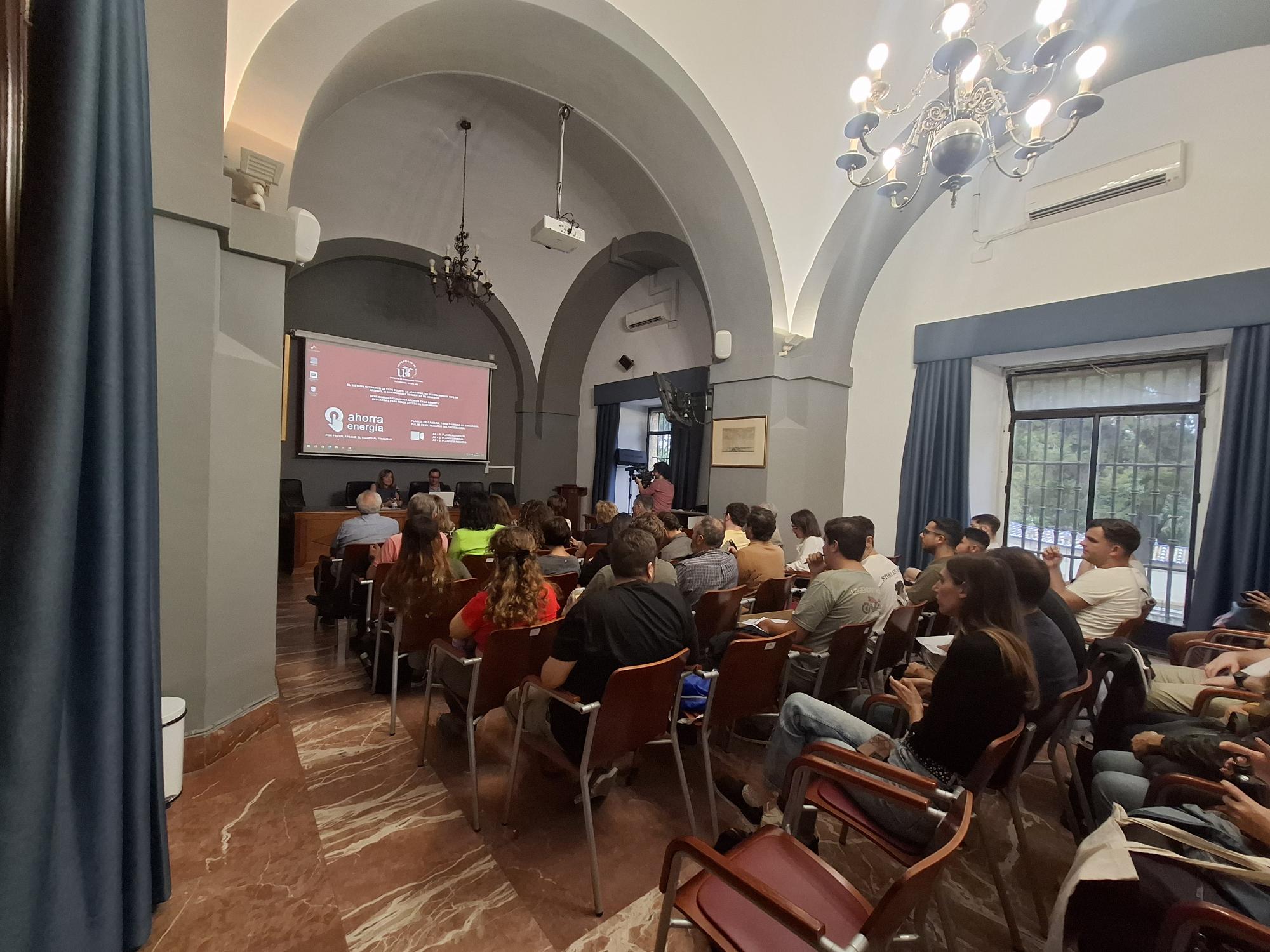 Lleno absoluto en la Conferencia inaugural